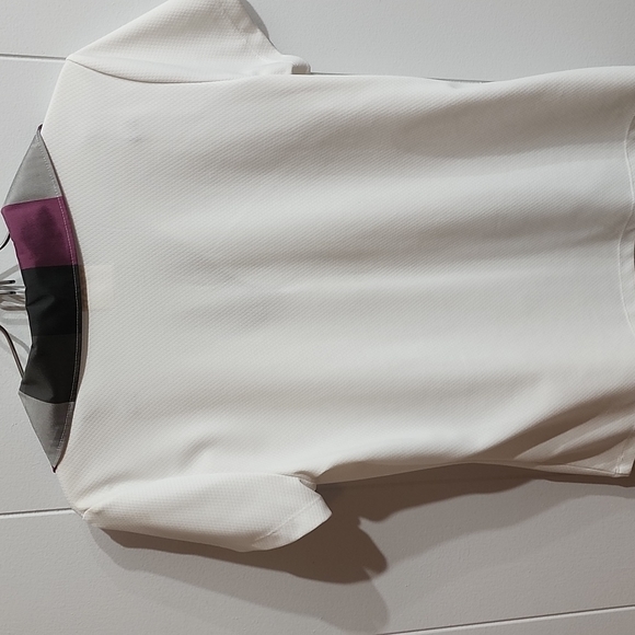 Womens Izod Golf Top. Med. - Picture 3 of 3